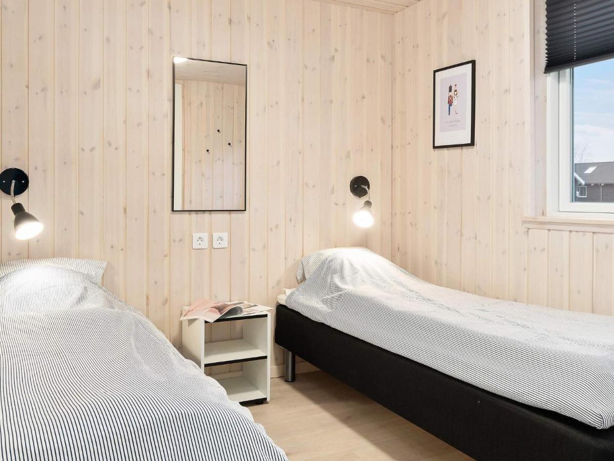 18 Person Holiday Home In Hasselberg 카페룬 외부 사진