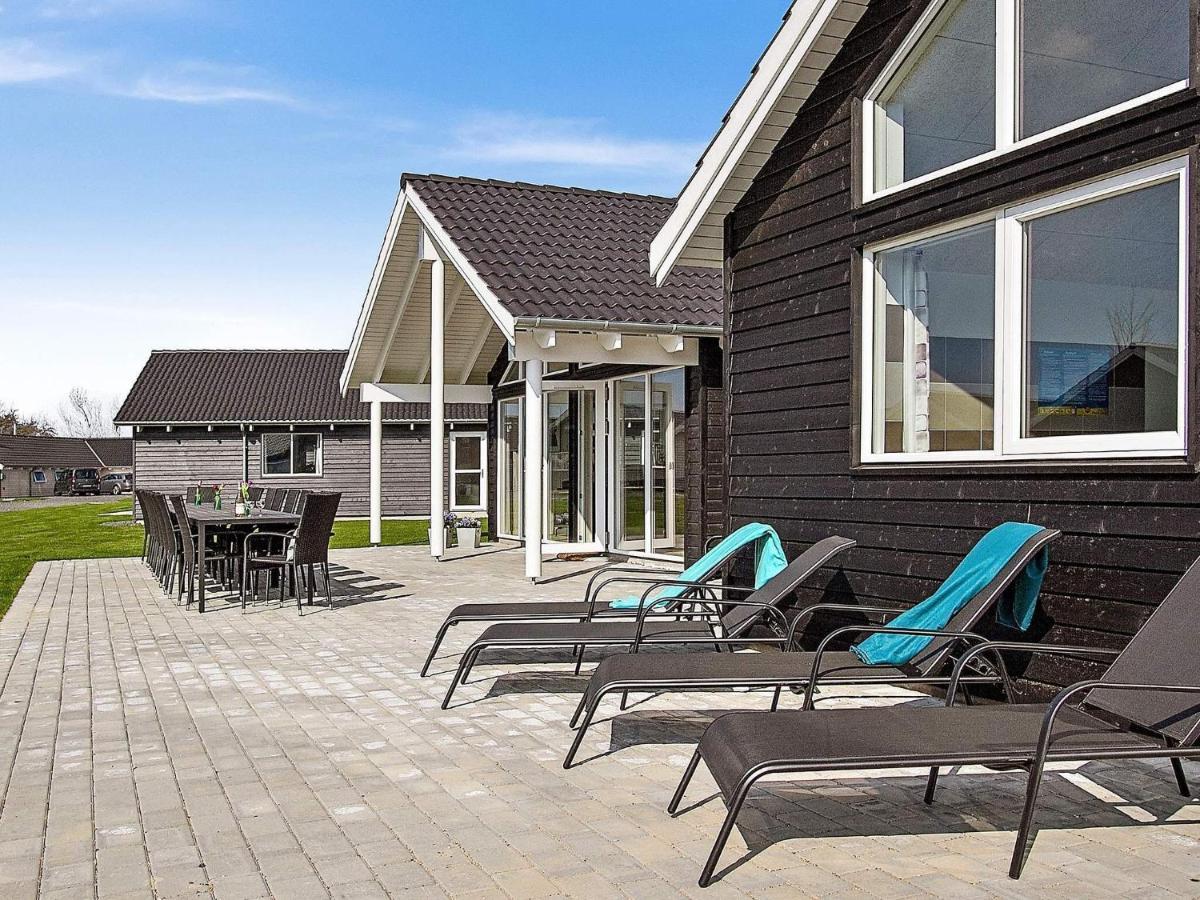 18 Person Holiday Home In Hasselberg 카페룬 외부 사진